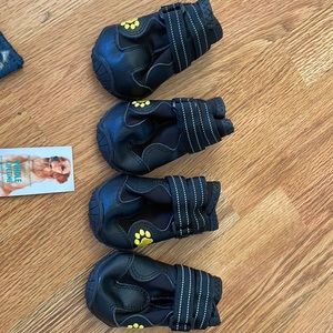Dog Boots Snow Waterproof Shoes for dogs.  Rugged Anti-Slip Sole and anti slip